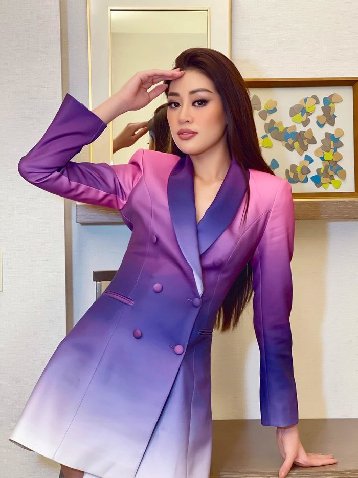 Khánh Vân diện sắc hồng ở ngày 4 Miss Universe: Cân đẹp mọi màu sắc