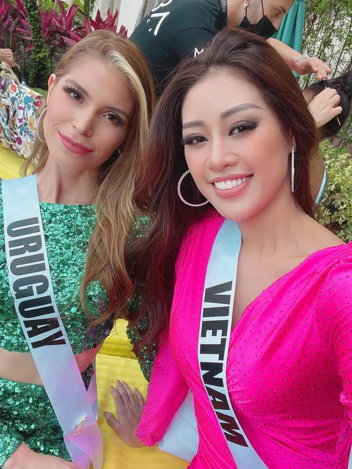 Khánh Vân diện sắc hồng ở ngày 4 Miss Universe: Cân đẹp mọi màu sắc