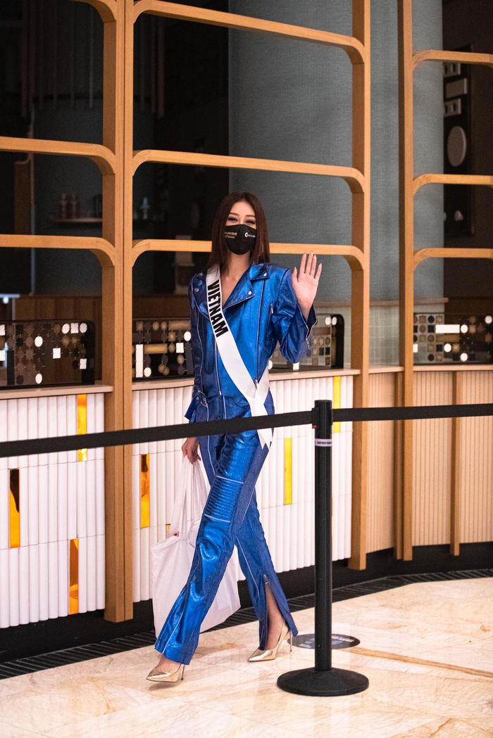 Khánh Vân đứng Top 1 người mặc đẹp nhất Miss Universe 2020