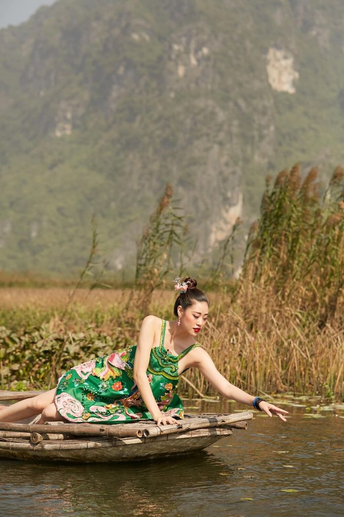 Khánh Vân được chọn xuất hiện trong teaser quảng bá Miss Universe