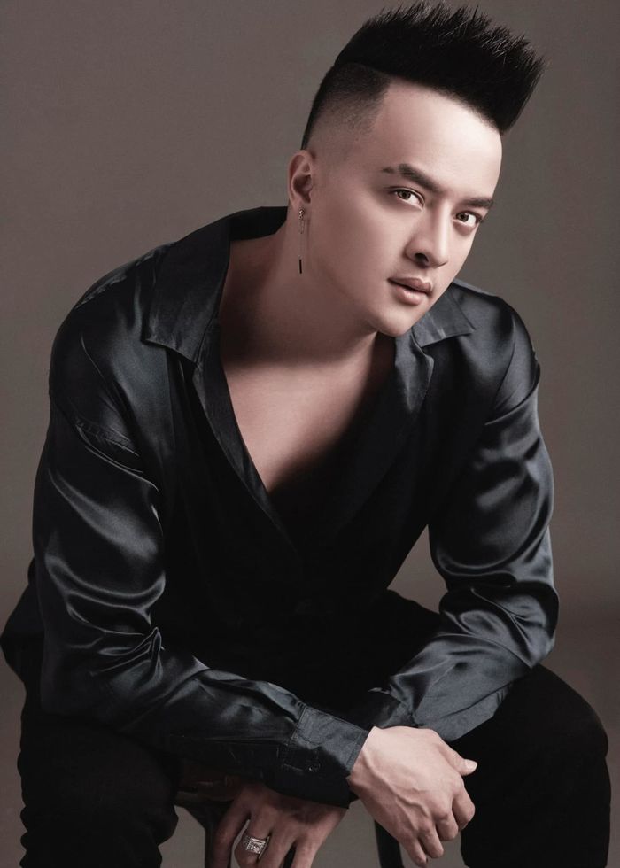 Khi sao Việt ra tay phong sát đàn em: Nathan Lee mua bài hát
