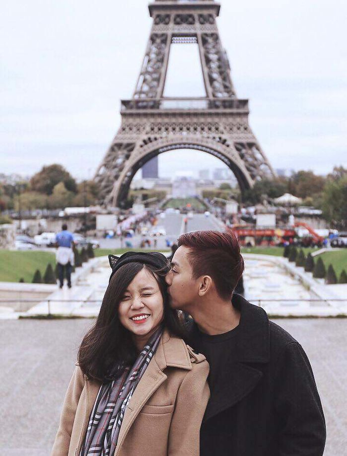Không chỉ chúc phúc, Hoài Lâm còn giữ lại tất cả ảnh với Cindy Lư