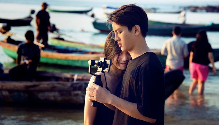 Không chỉ chúc phúc, Hoài Lâm còn giữ lại tất cả ảnh với Cindy Lư