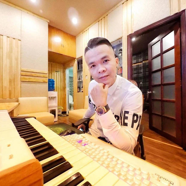 Những lần khẩu chiến giành hit như cái chợ của Vbiz