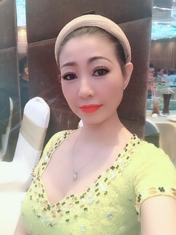 Nữ ca sĩ từng nhận cát-xê 1 tỷ đồng công khai là vợ Hoài Linh