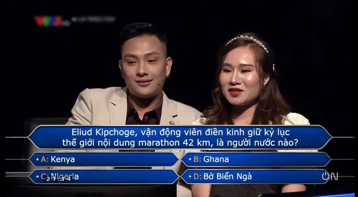 Chồng đi thi, cãi lời vợ tư vấn kết quả “ẵm” liền 30 triệu