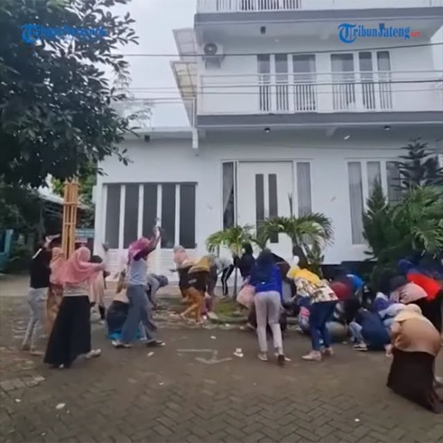 Phú bà ném trăm triệu từ tầng 3 xuống, sự thật phía sau mới bất ngờ