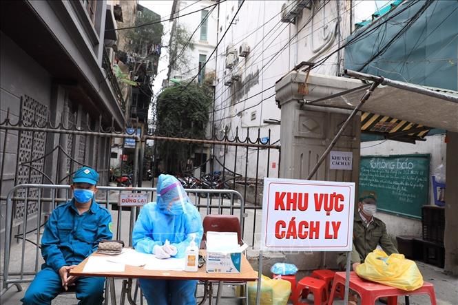 Hà Nội: Phát hiện người phụ nữ trốn khỏi khu cách ly ra chợ bán hàng