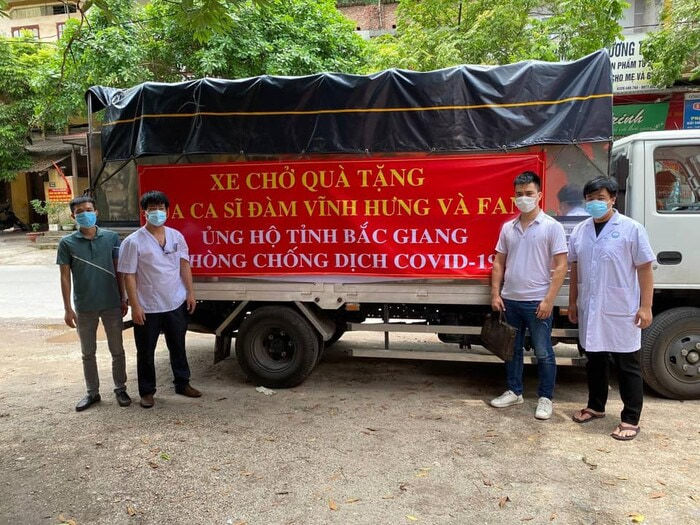 Sao Việt một lòng hướng về Bắc Giang: Quyền Linh tặng 2 tỷ đồng