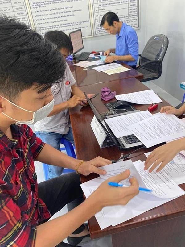 Sao Việt nhận quà khủng từ bố mẹ chồng: Don Nguyễn 2 miếng đất