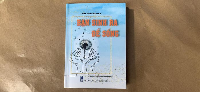 Nam sinh bị nan y giai đoạn cuối, lạc quan viết sách để đời