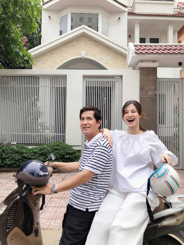 Đông Nhi - Ông Cao Thắng đi mua căn hộ hàng hiệu bậc nhất thế giới