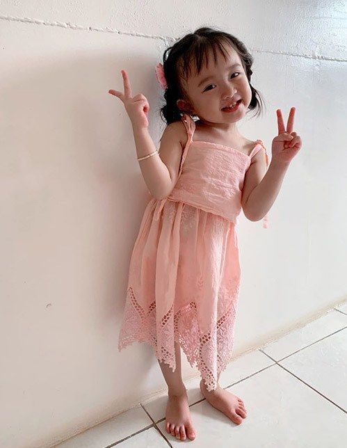 Không còn mẹ sề, Vy Oanh mang bầu lần 3 thon gọn nhờ bí quyết riêng