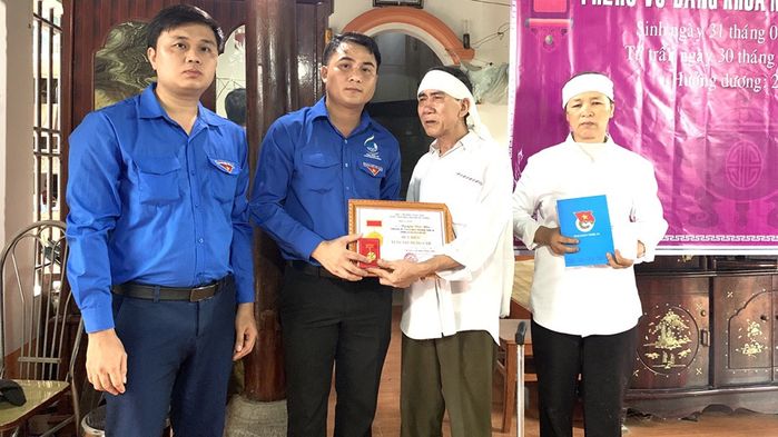 Xem xét truy tặng huân chương cho nam sinh xả thân cứu bạn đuối nước