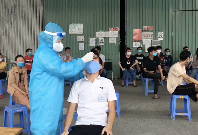 TP HCM: Phát hiện ca nghi mắc Covid-19 trong KCN hàng trăm người