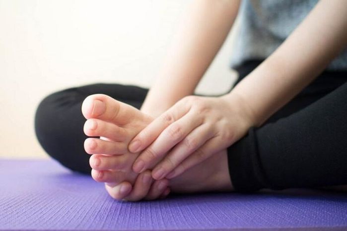 4 biểu hiện ở bàn chân cho thấy tế bào nan y đã nhắm tới bạn