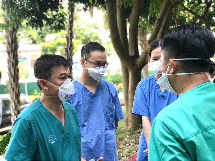 NÓNG: 84 ca bệnh Covid-19 tiên lượng nặng, có cả phụ nữ đang mang thai