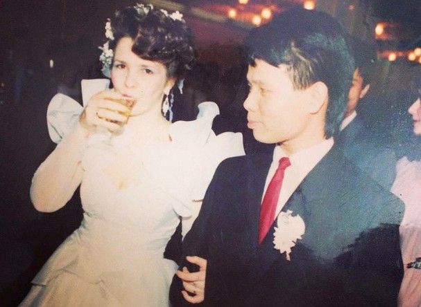 Cô vợ người Ukraine bán hết tài sản, 20 năm chăm chồng Việt bị đột quỵ