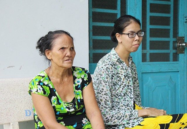Bất hạnh cuộc đời cô gái cao 2m ở miền Tây: Bị hàng xóm xa lánh