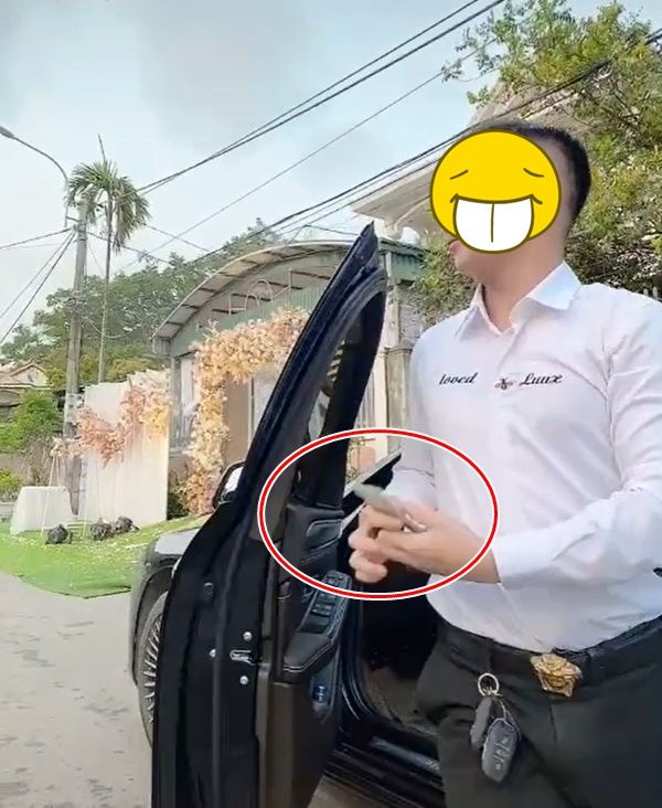 Bị lừa dối thanh niên đến rải tiền ở đám cưới bạn gái cũ gây tranh cãi