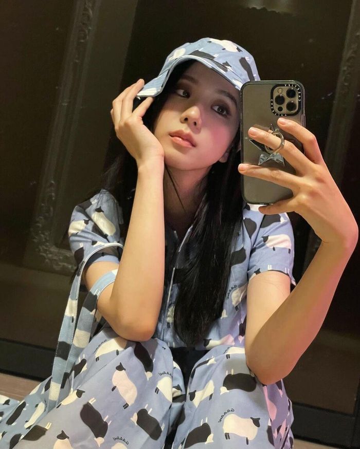 BLACKPINK và loạt mỹ nhân Kbiz diện đồ ngủ vẫn xinh xỉu