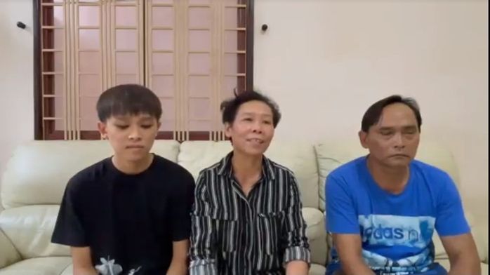 Bố mẹ Hồ Văn Cường khẳng định biết con trai kiếm bao nhiêu tiền