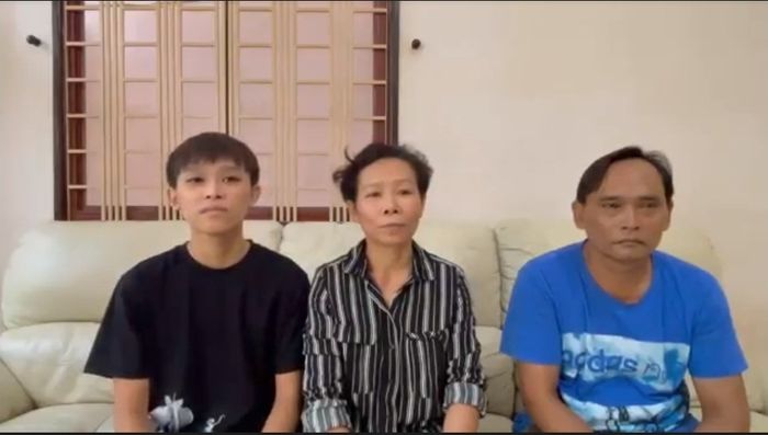 Bố mẹ Hồ Văn Cường khẳng định biết con trai kiếm bao nhiêu tiền