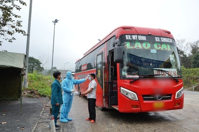 Ca nhiễm Covid-19 đi xuyên Việt: Khẩn cấp truy vết quy mô cả nước