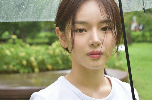 Bản sao của mỹ nhân Hàn: Truyền nhân Han So Hee là người mẫu tân binh
