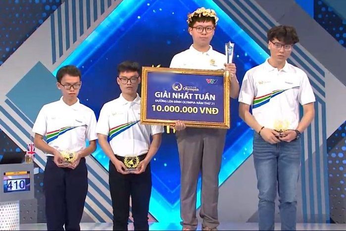 Chân dung 10x Hà Nội phá kỷ lục 21 năm của Đường lên đỉnh Olympia