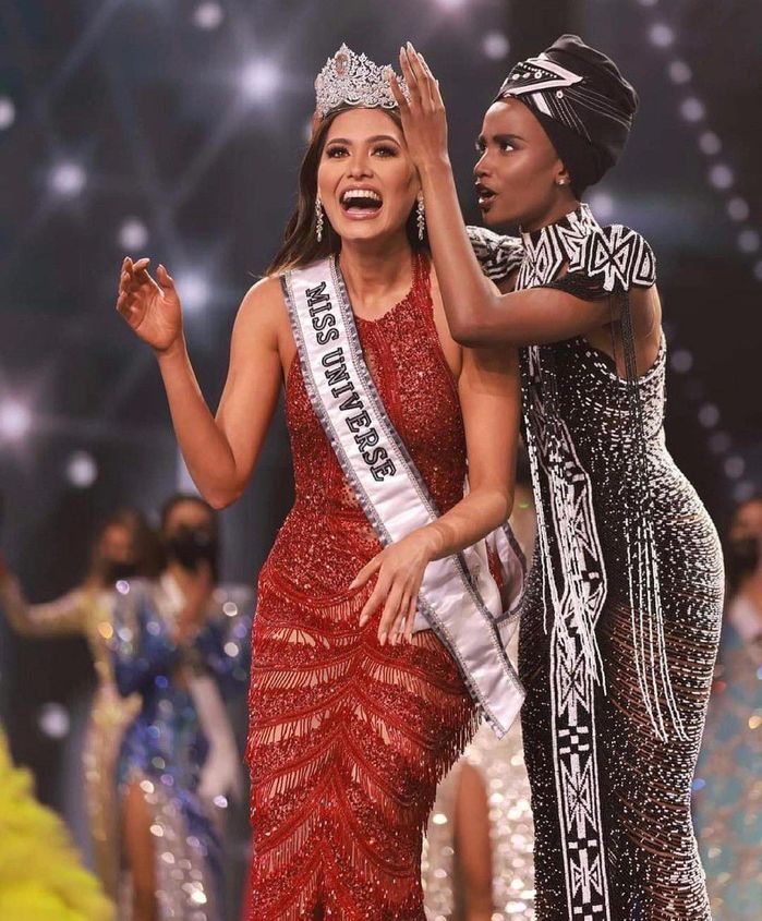 Chỉ 4 năm mà có đến 3 Miss Universe bị tước ngôi Hoa hậu ở quê nhà