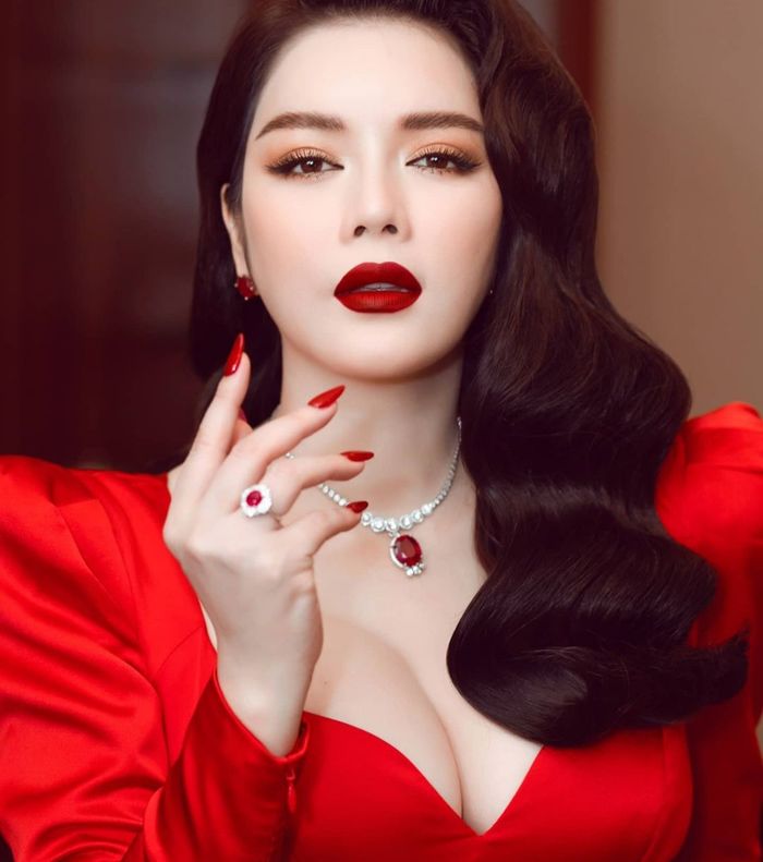 Choáng trước BST kim cương của hội đại gia: Trùm cuối chẳng ai xa lạ