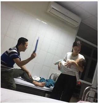 Chồng thức xuyên đêm quạt cho vợ con ngủ vì áy náy để vợ sinh lần 3