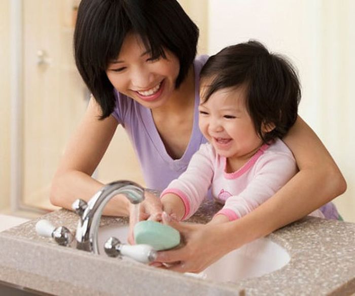 Chuyên gia chỉ cách súc miệng giúp bảo vệ đường hô hấp trong mùa dịch