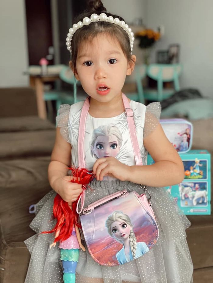 Con lai nhà sao Việt: Vẻ ngoài nhóc tỳ nào cũng gây sốt