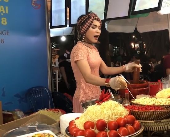 Cùng tên Thy: Cát Thy giờ trắng tay Ty Thy vẫn là nữ hoàng gỏi đu đủ