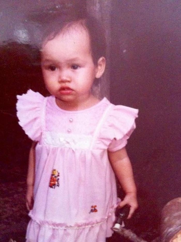 Dàn Hoa hậu sổ ảnh thuở bé: Bất ngờ với trùm cuối