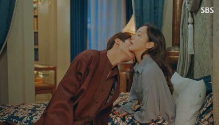 Điểm danh những bậc thầy giỏi hôn nhất màn ảnh Kbiz