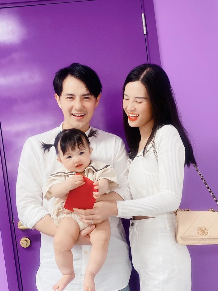 Hội nhóc tì Vbiz mới tí tuổi đầu đã kiếm bộn tiền cho ba mẹ