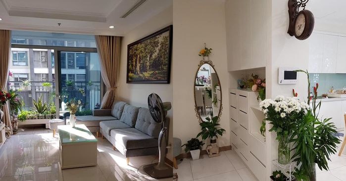 Hôn nhân kín tiếng nhưng cực kỳ hạnh phúc của BTV Hoài Anh