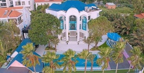 Khám phá biệt thự xịn hơn khu nghỉ dưỡng của Vũ Khắc Tiệp - Ngọc Trinh