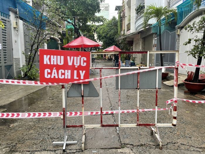 KHẨN: Lập danh sách người lao động ở Gò Vấp để lấy mẫu xét nghiệm