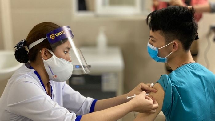 Khi các đại gia Việt ủng hộ quỹ Vắc xin: 400, 500 tỷ là bình thường