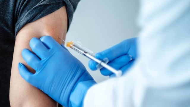 Không tiêm vắc xin Covid-19 sẽ bị phạt thế nào?