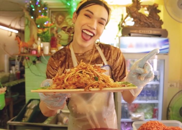 Cùng tên Thy: Cát Thy giờ trắng tay Ty Thy vẫn là nữ hoàng gỏi đu đủ