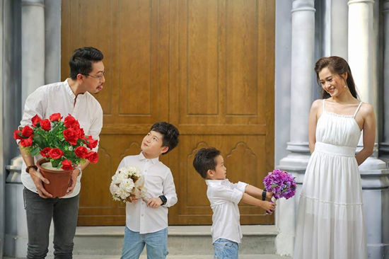 Lâm Vỹ Dạ: Đàn ông cầu hôn bằng nhẫn, phụ nữ cầu hôn khi “bác sĩ bảo