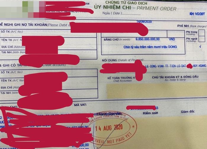 Liên tục bị nghi ăn chặn, Thủy Tiên khoe có hơn 100 tỷ từ Công Vinh