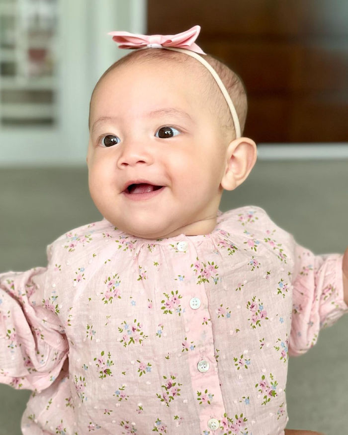 Lisa lên đồ điệu đà cưng xỉu, CDM: Tương lai vượt mặt mẹ Hà