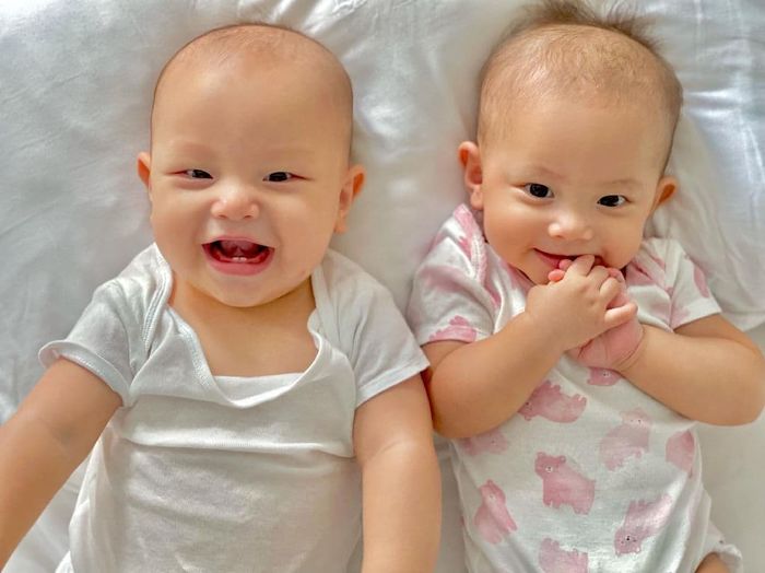 Lisa - Leon tính cách đối lập: Cô chị e thẹn, cậu em thích làm quá