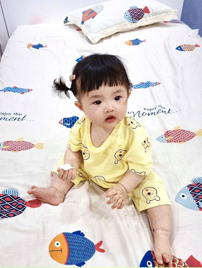 Loạt khoảnh khắc siêu đáng yêu của ái nữ nhà Đông Nhi với quả tóc mới